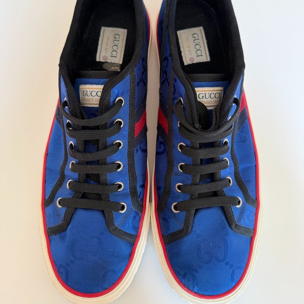 Gucci Tennis 1977 Low-Top Sneaker, Size 13, Blue and red GG canvas